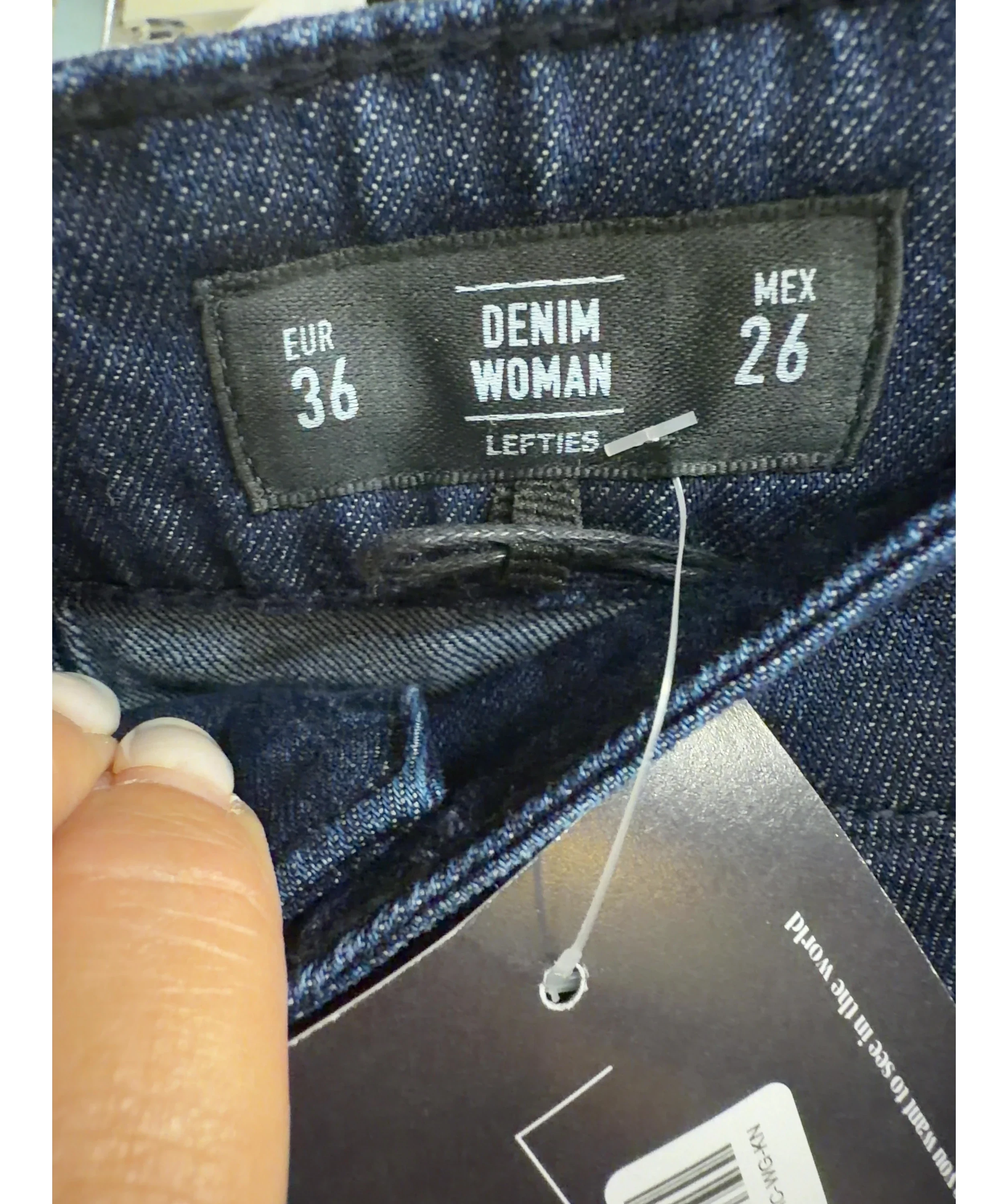 Lefties dark blue Colour, size UK S — fabric detail