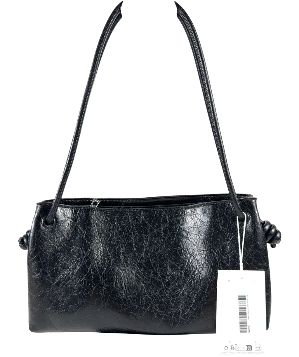 TOPSHOP Black Schelby medium flat bowler bad — front