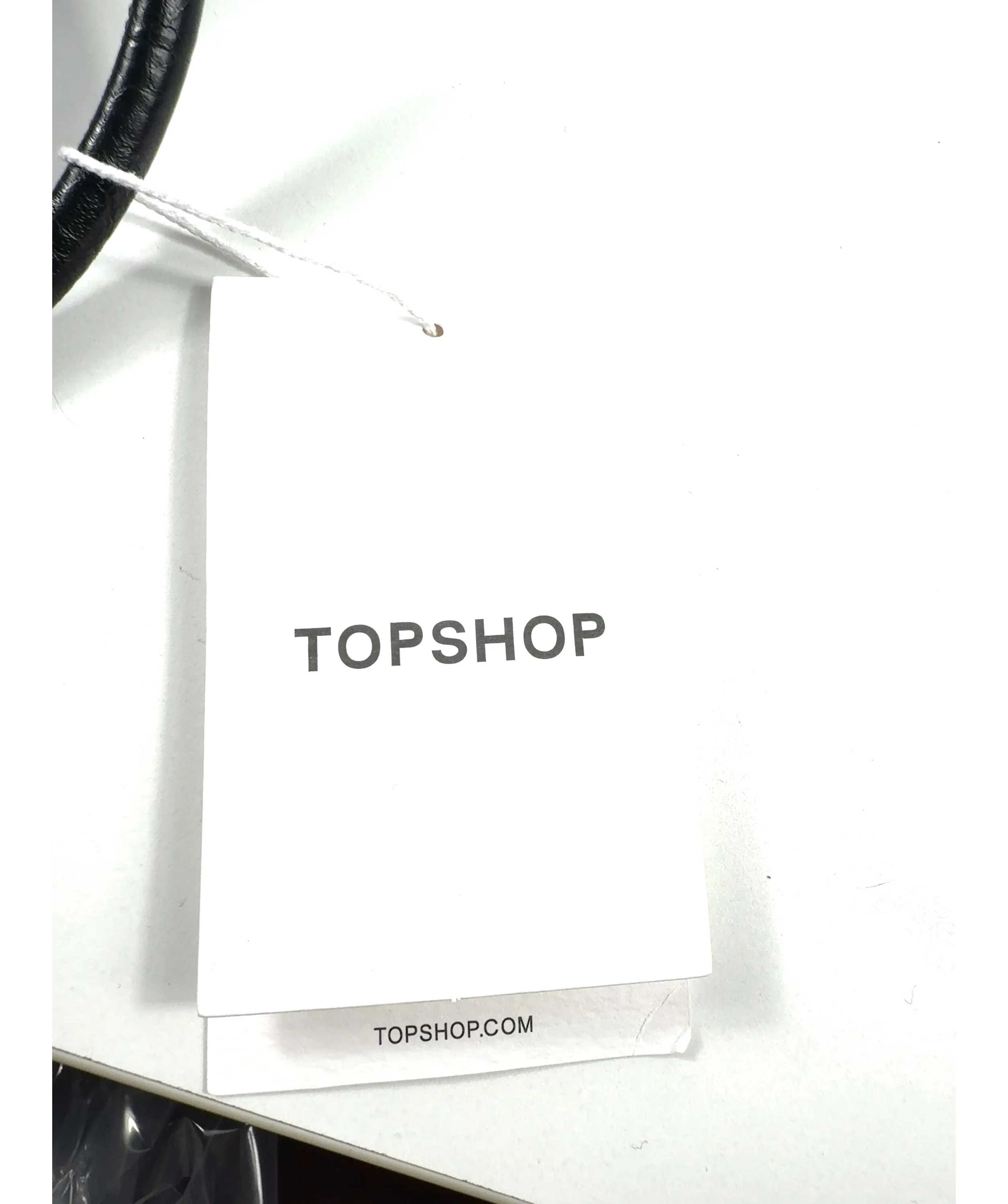 TOPSHOP Black Schelby medium flat bowler bad — label