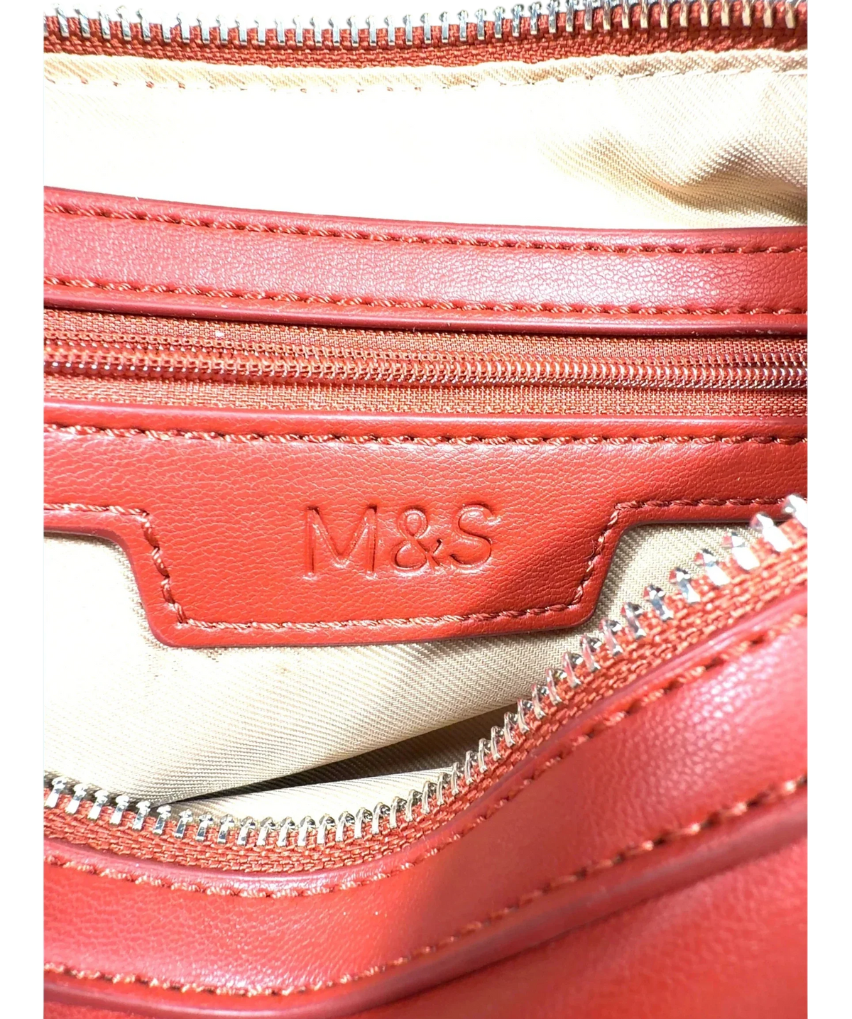 M&S Red Colour — detail