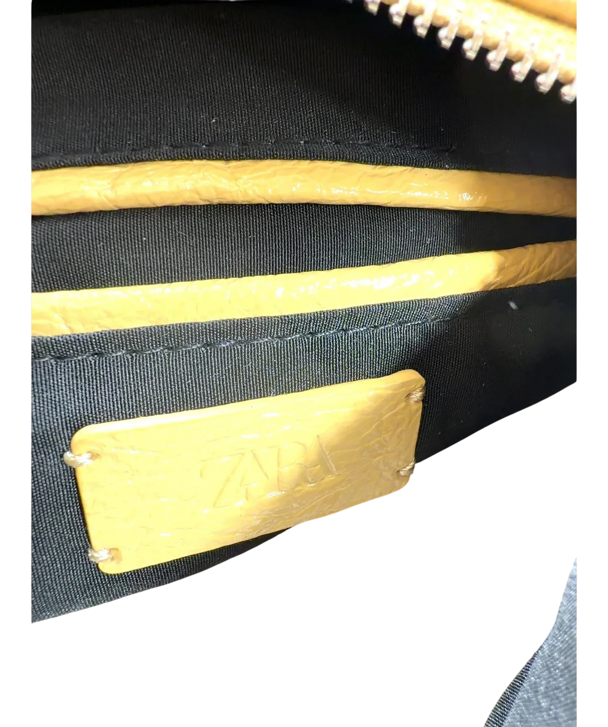 ZARA Yellow Colour — detail