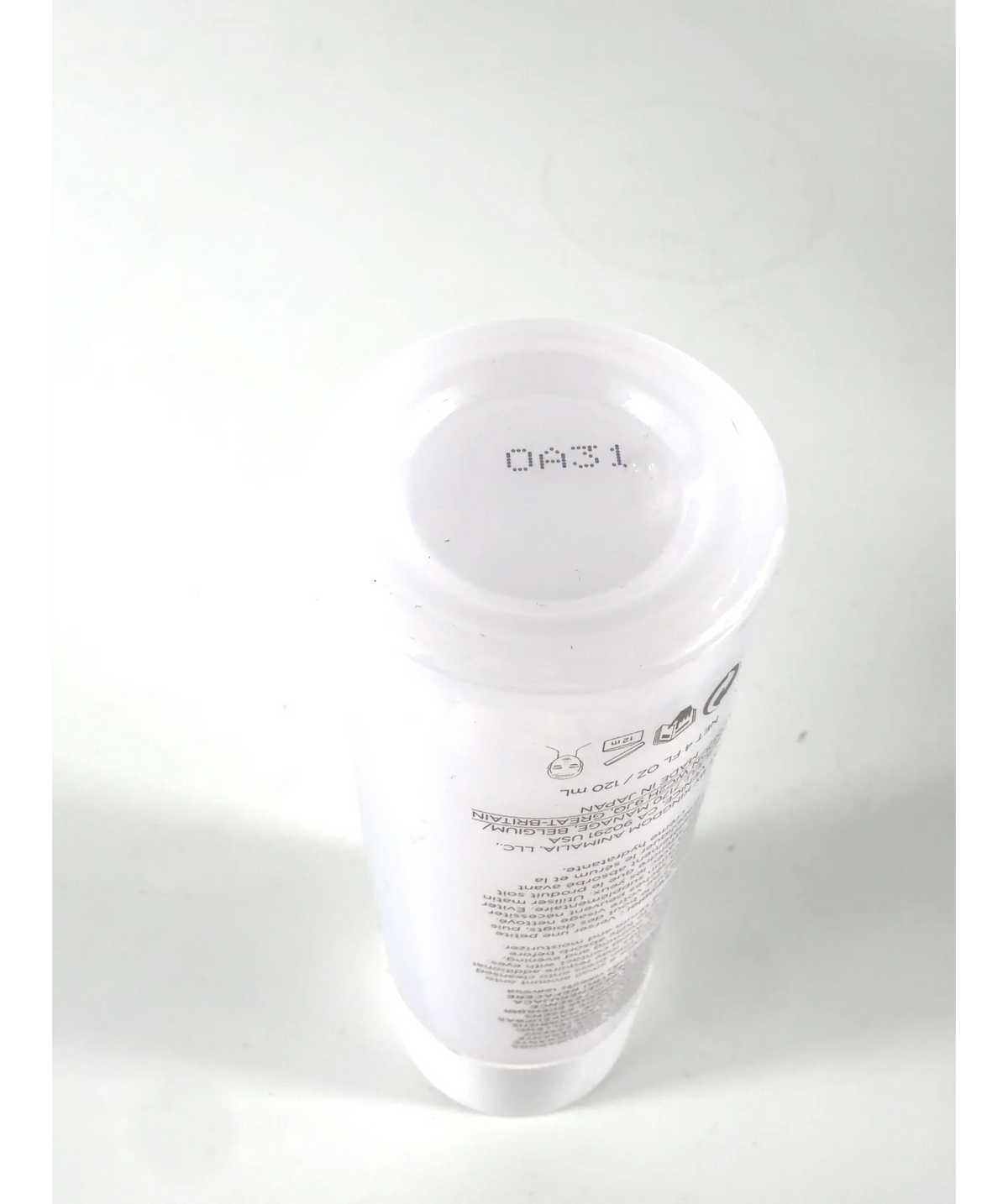 Hourglass Equilibrium Restoring Essence 120ml — Batch number or expiry date