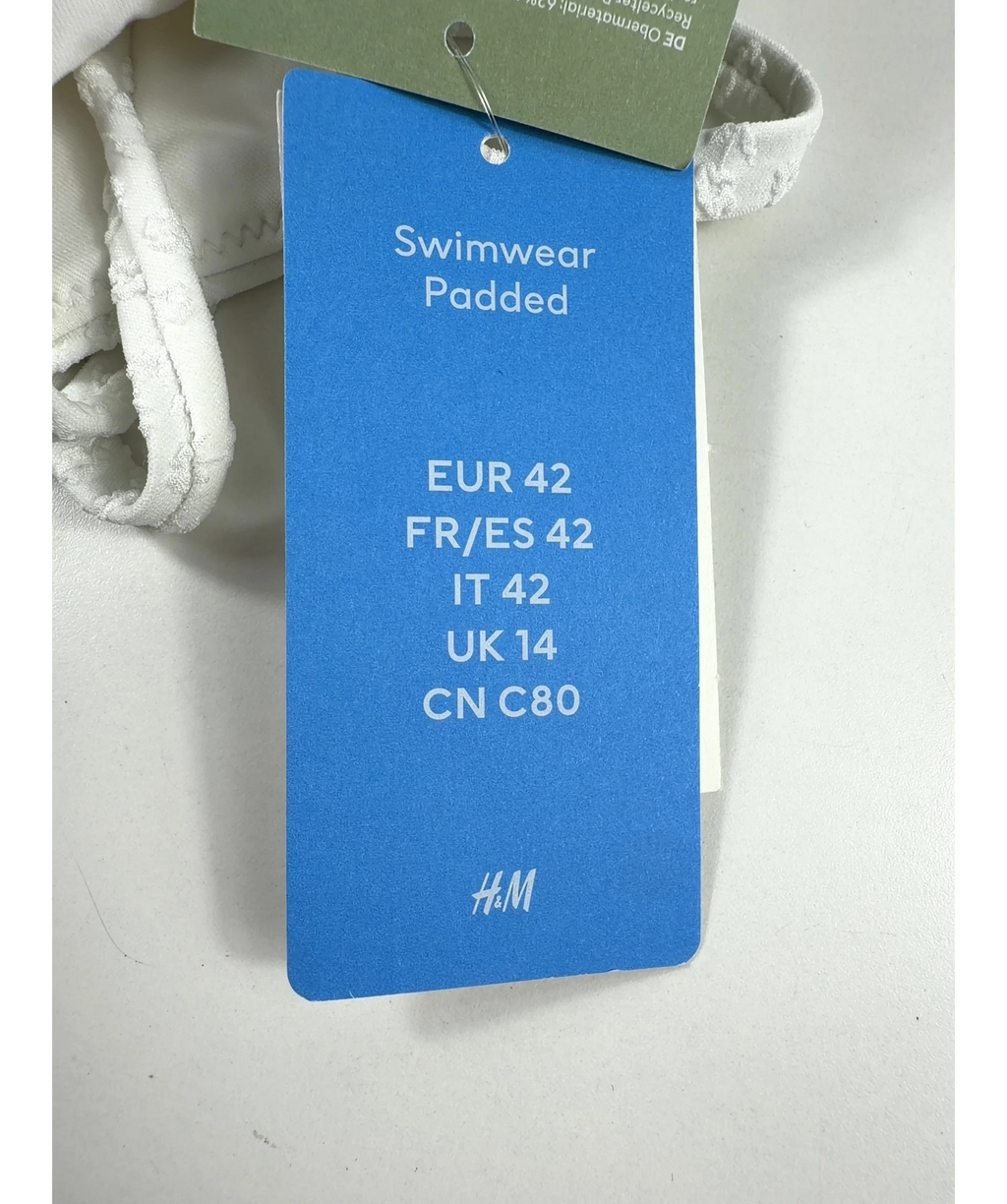 H&M White Colour, size UK 14 — label