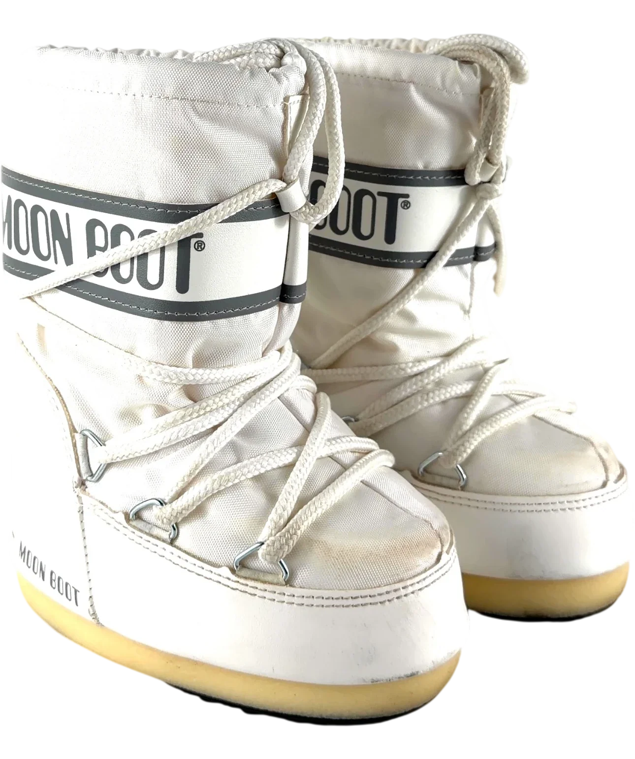 Moon Boot White Colour, size UK 6 EU 23 👼 — front