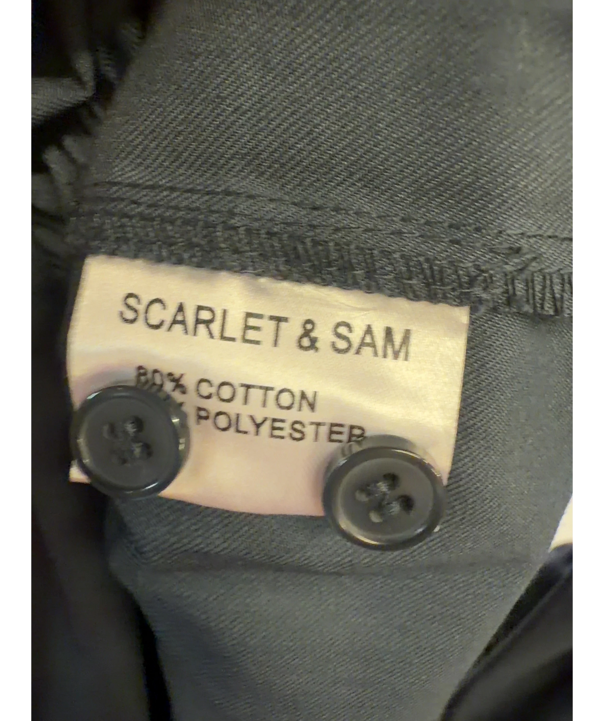 Scarlet & Sam Grey Scrunched Shirt — label