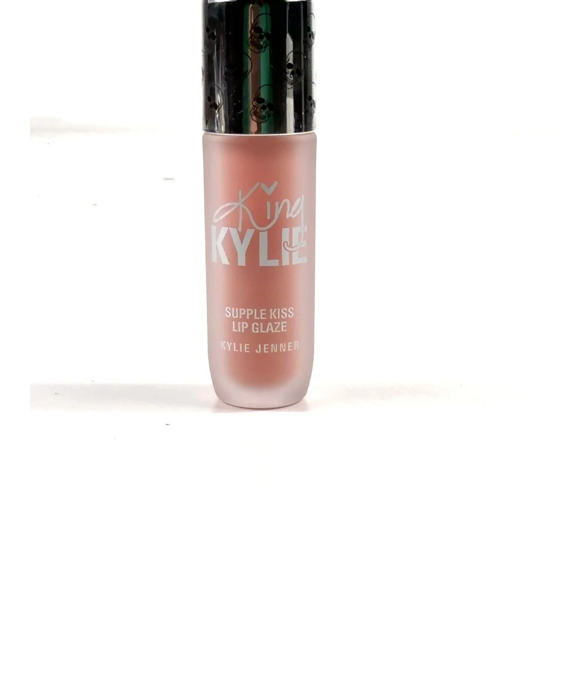 KYLIE JENNER LIKE Supple Kiss Lip Glaze, size 3ml — label
