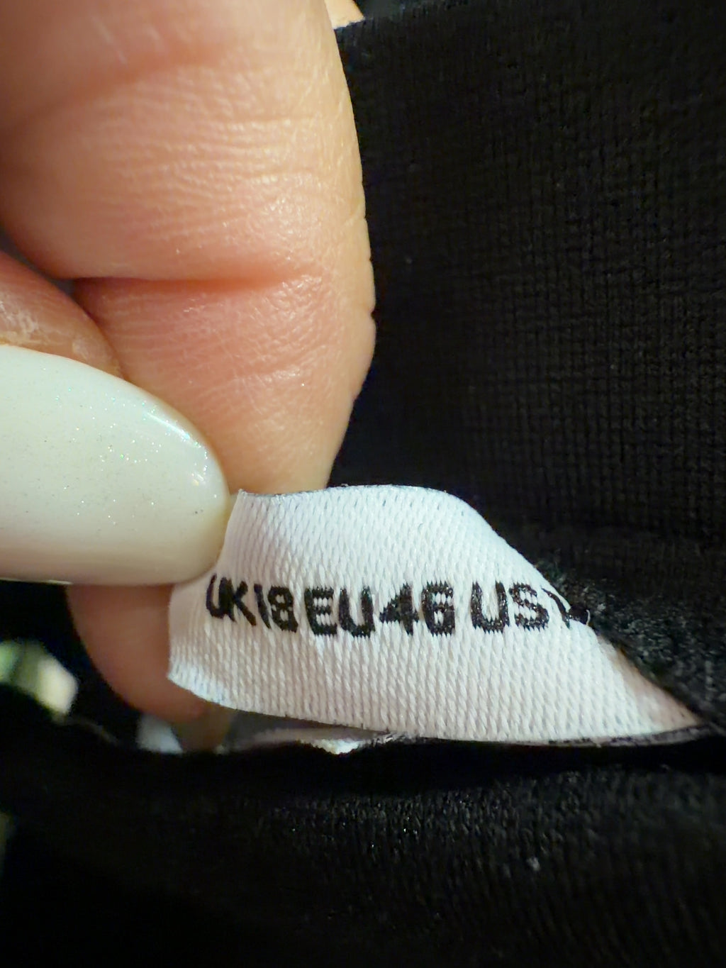 ASOS Black Colour, size UK 18 — care label