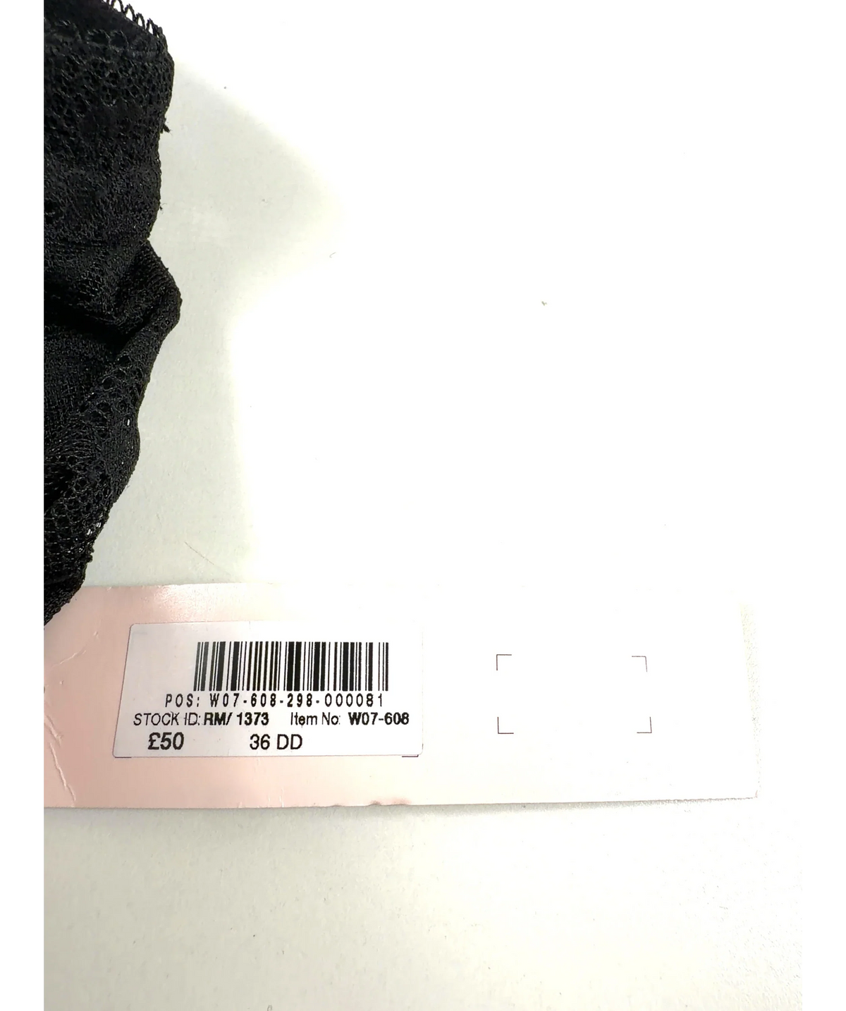 Victoria's Secret Black Lace Bra UK 36DD — Materials