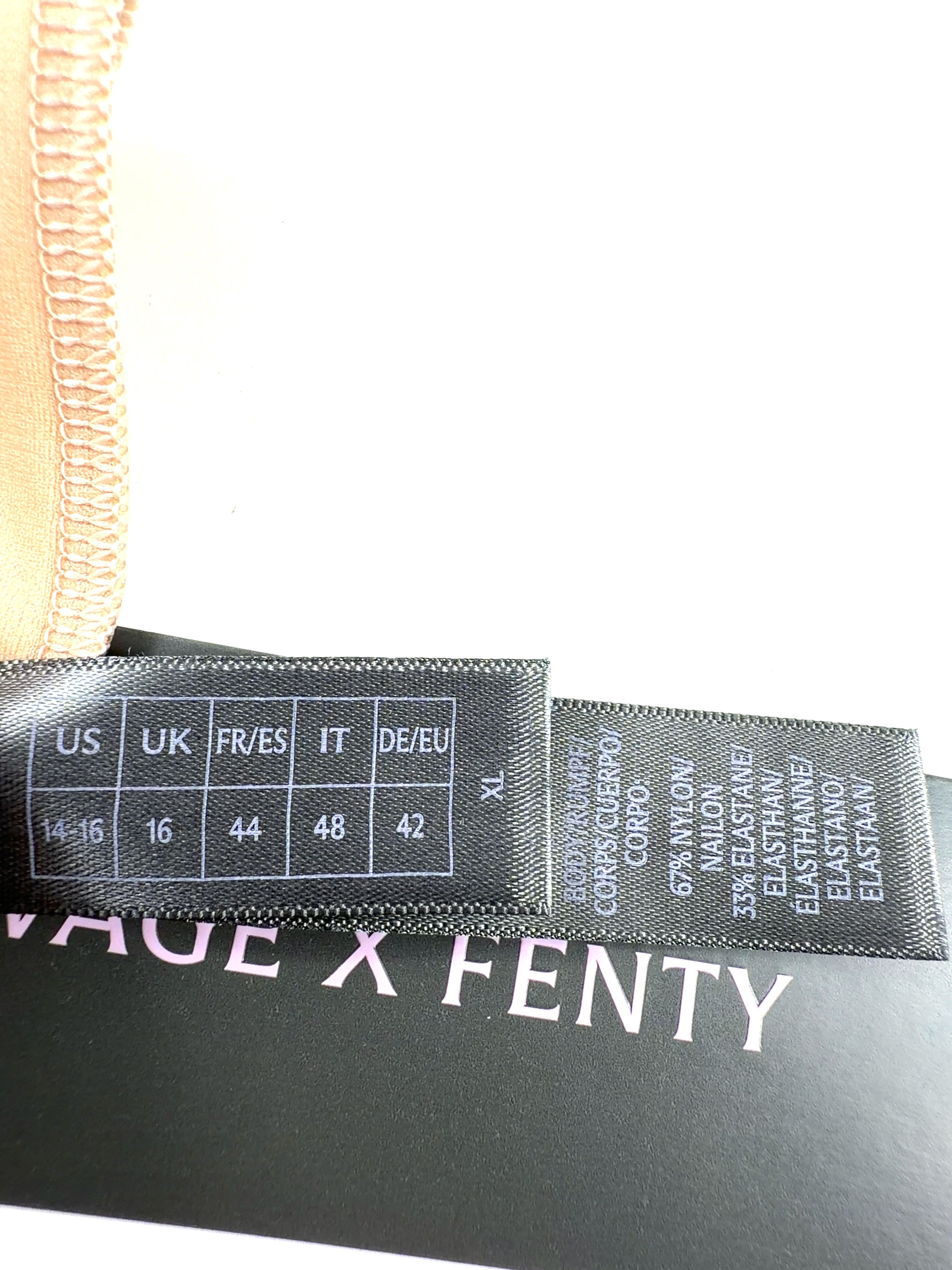 SAVAGE X FENTY nude Colour, size UK 16 — label