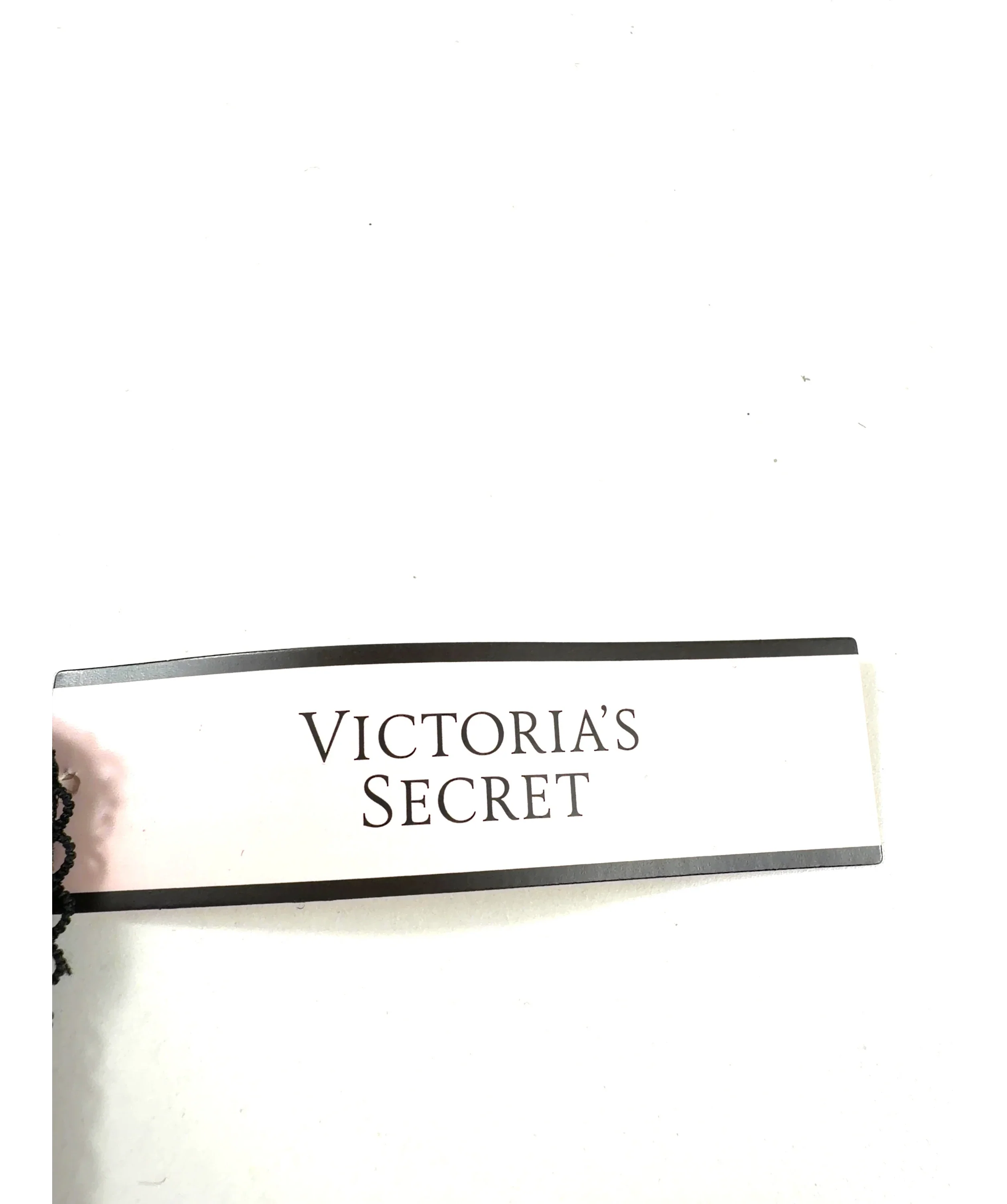 VICTORIA'S SECRET Black Black Lace Underwire Bra Black, size UK 36DD — detail