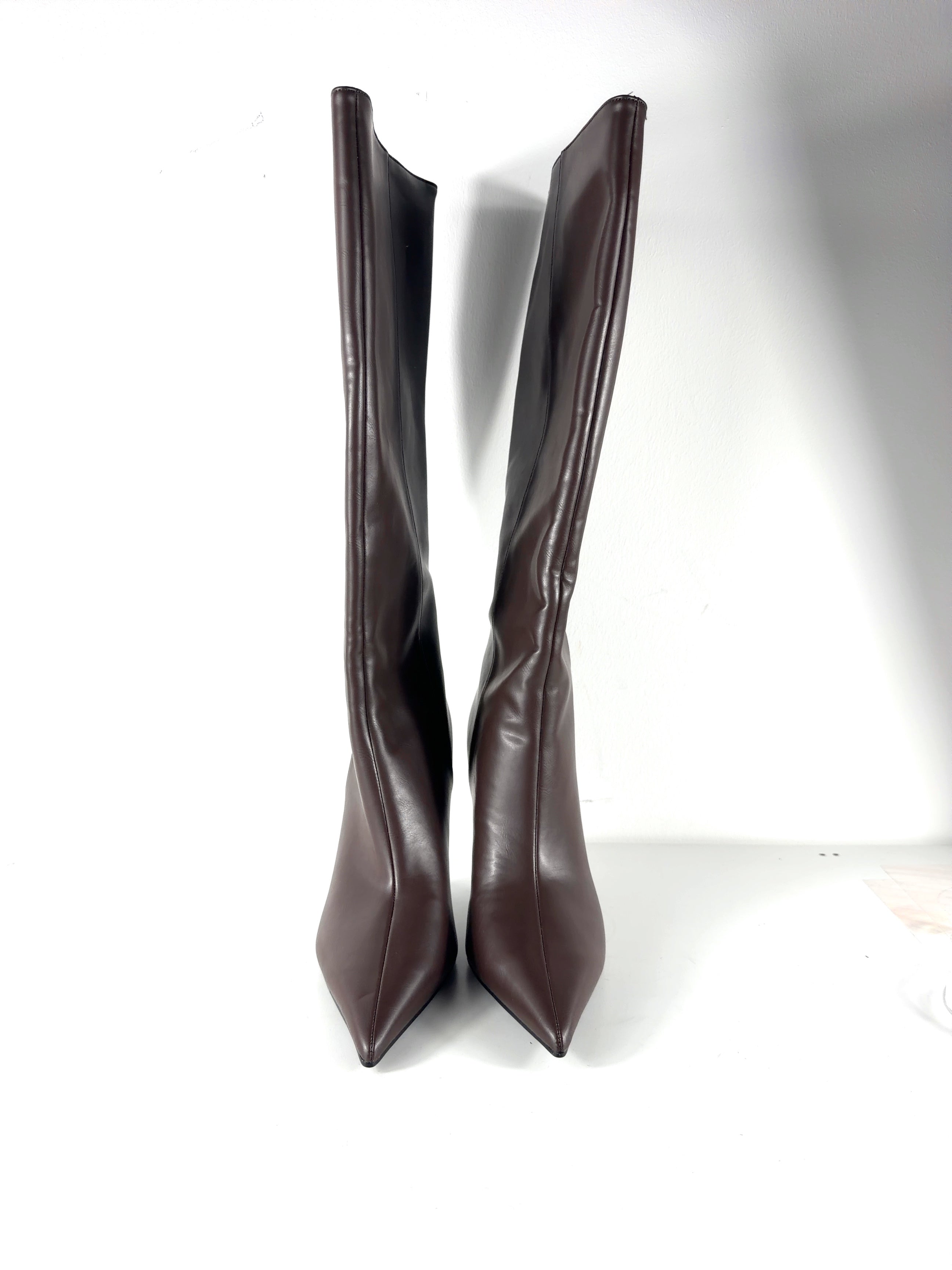 Charles & Keith Brown Colour, size UK 8 EU 41 👠 — detail