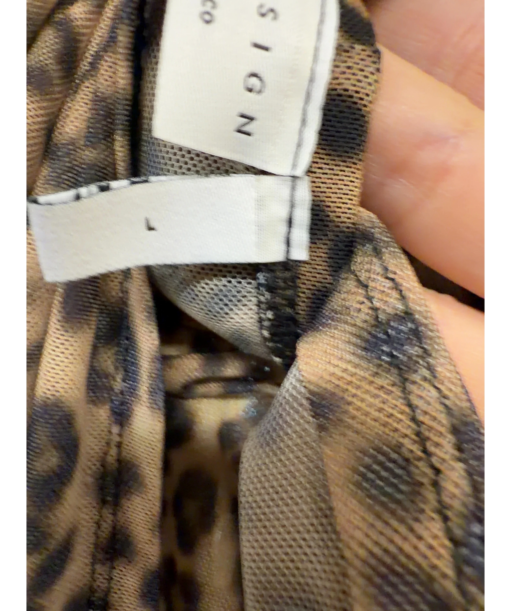 ASOS Brown Colour, size UK L — fabric detail