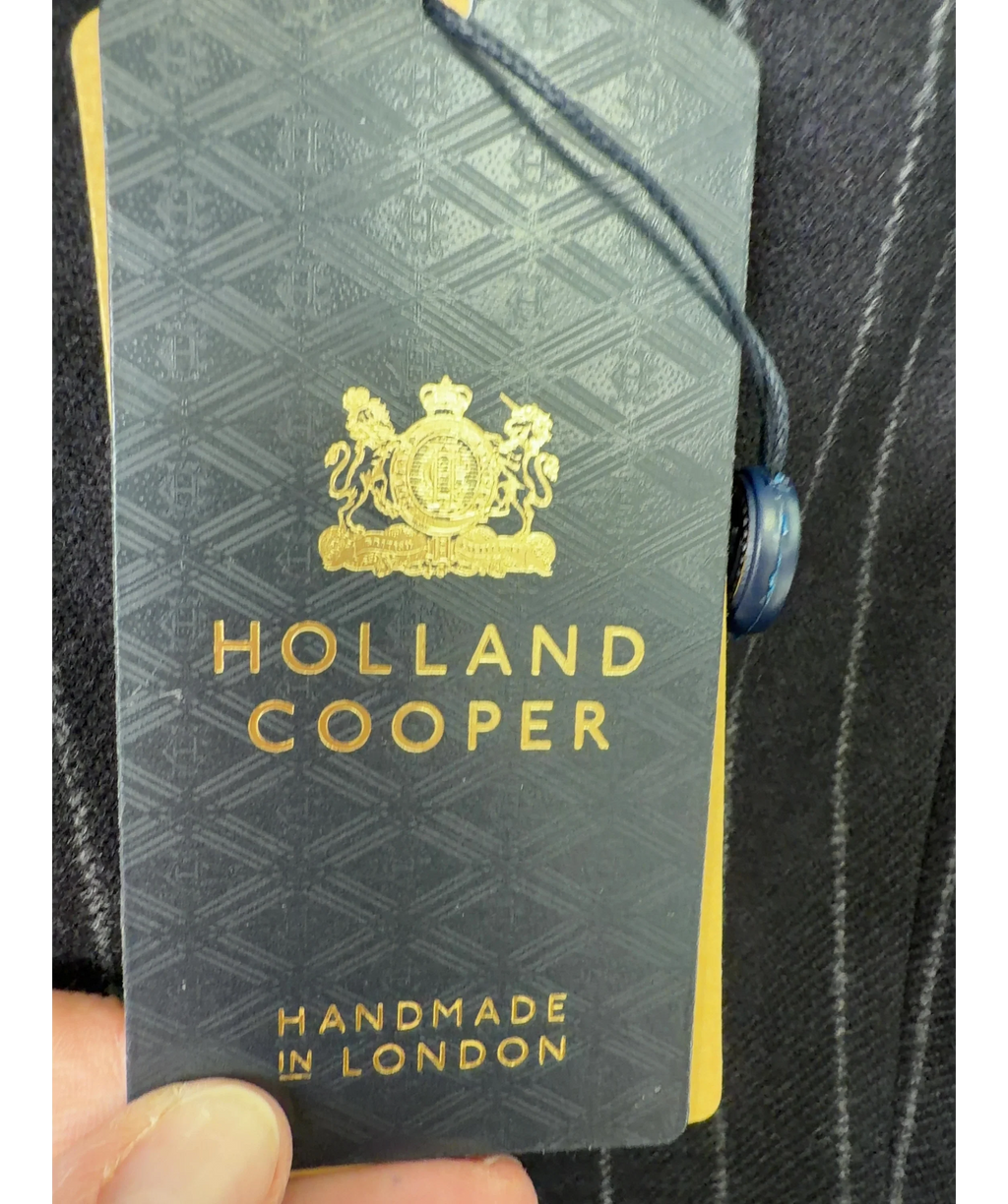 HOLLAND COOPER navy Hampton Waistcoat, size UK 8 — detail