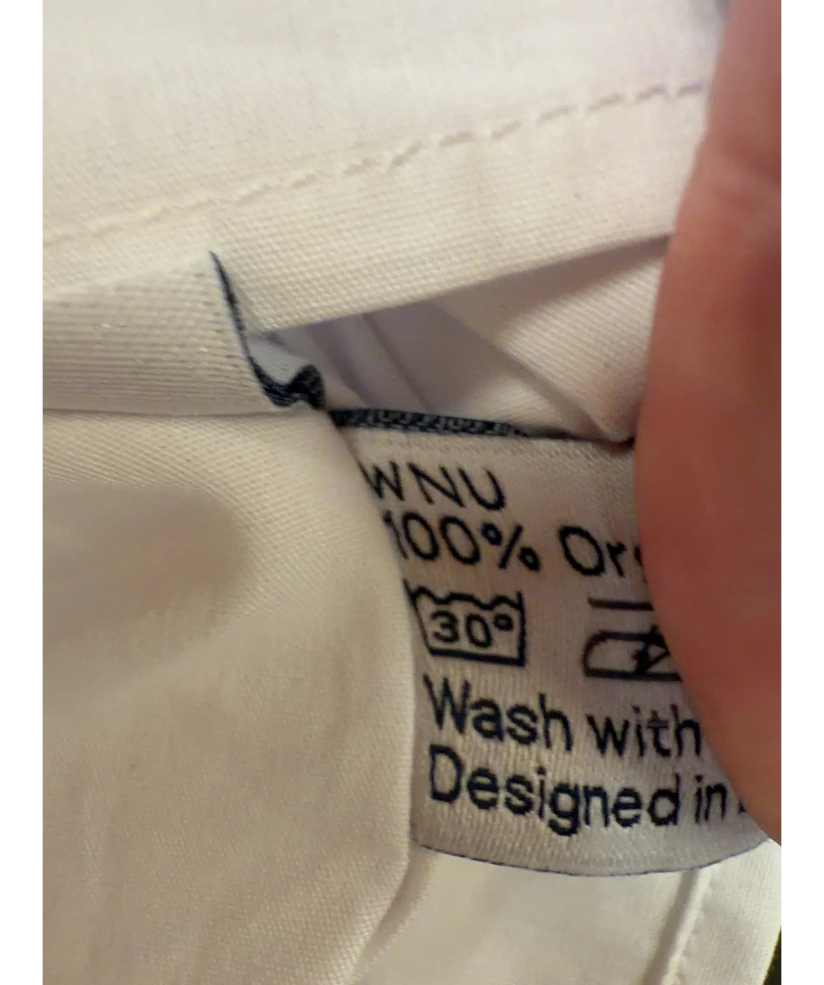WNU White Ceiriad Shorts, size UK 6 — label