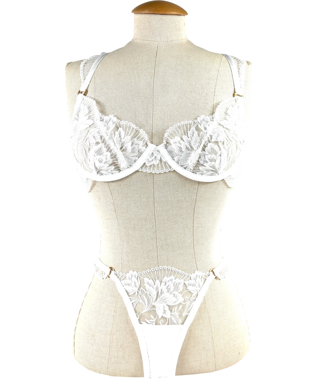 Bluebella White Gabriella Wired Bra and Brief Set, size UK 30D — front
