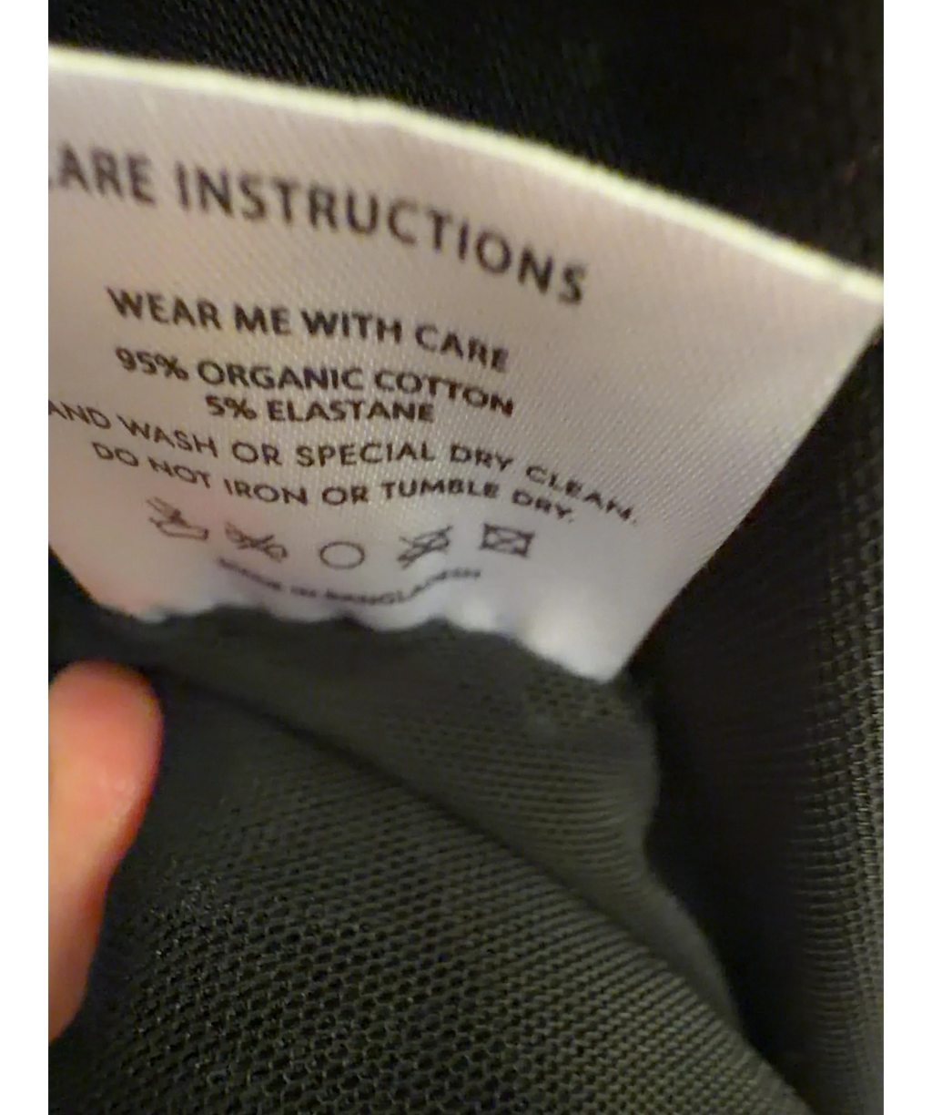 Khanum's Black Colour, size UK XS — label