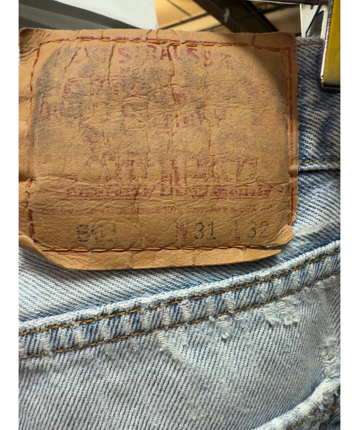 Levis Blue And White Distressed Jeans W31 — Materials