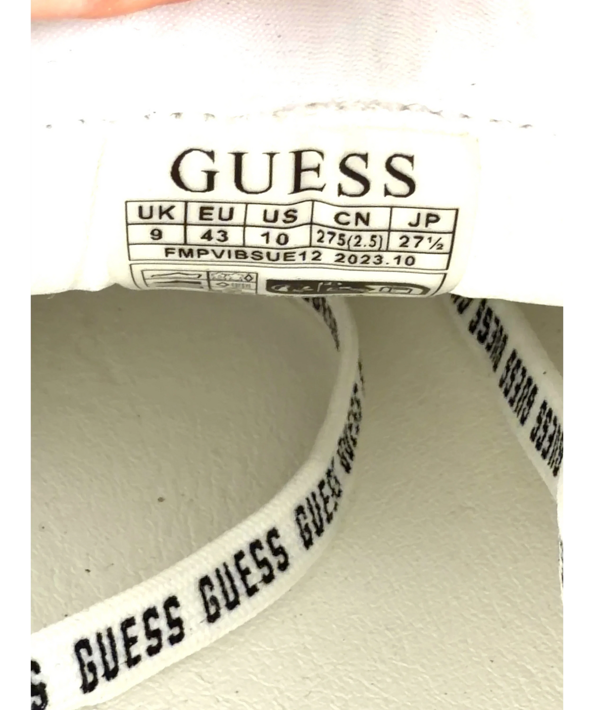 Guess Elba Sneakers White And Black UK 9 EU 43 — Size