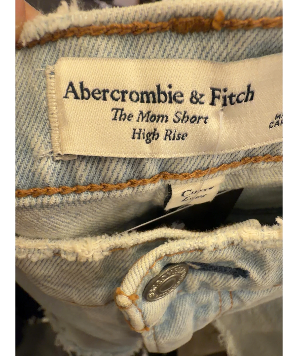 ABERCROMBIE & FITCH light blue The Mom Short High Rise, size W31 — detail