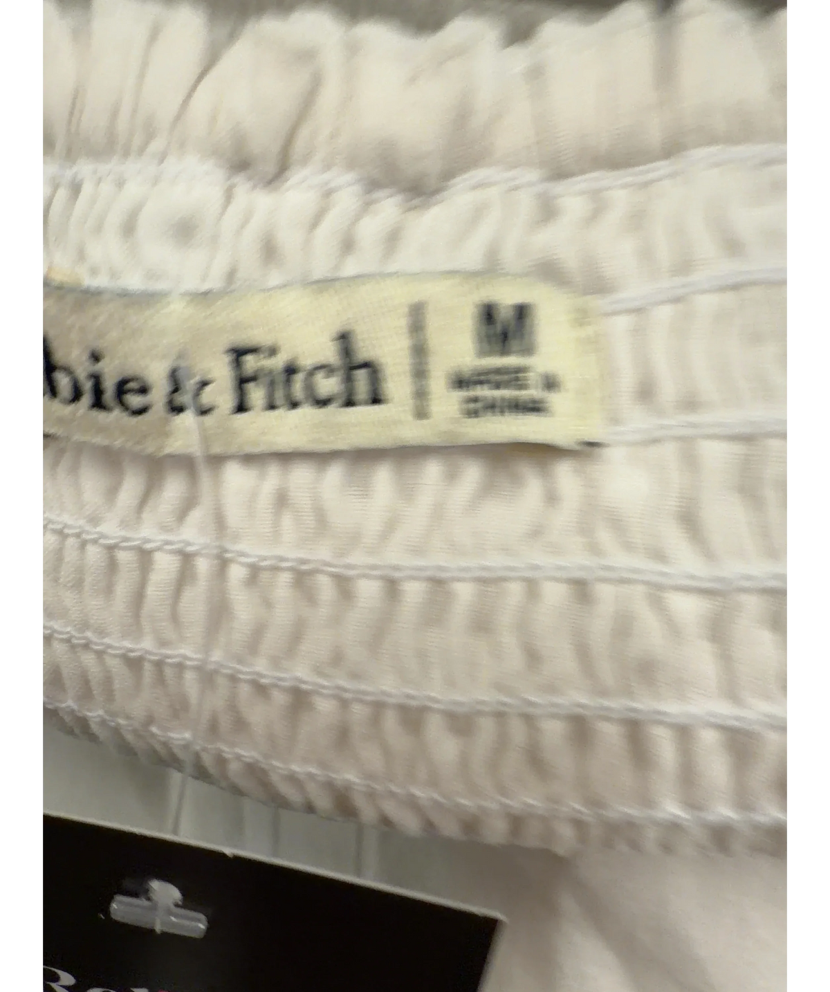 ABERCROMBIE & FITCH White Colour, size UK M — care label