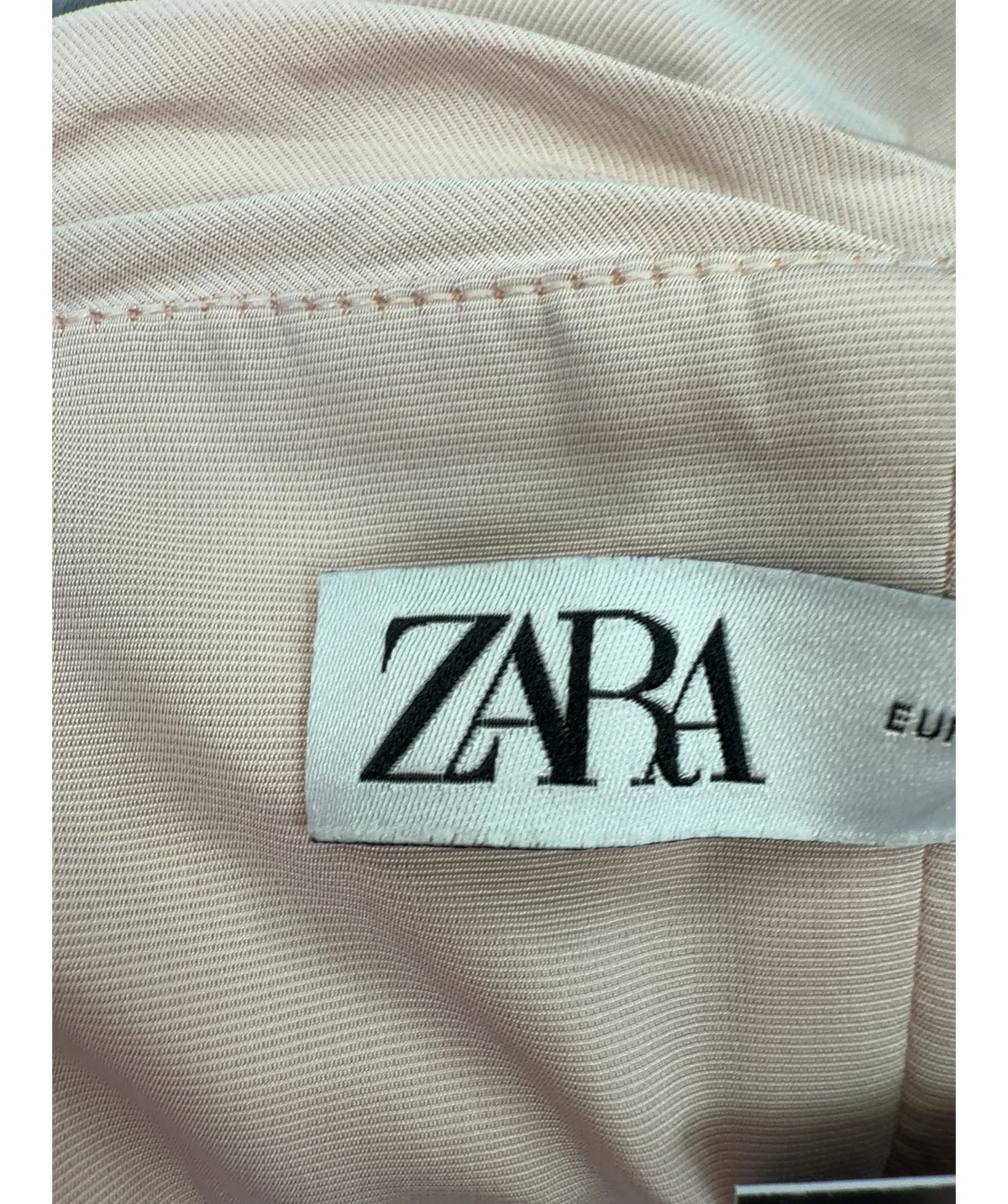 ZARA Pink ruched crop top, size UK L — detail
