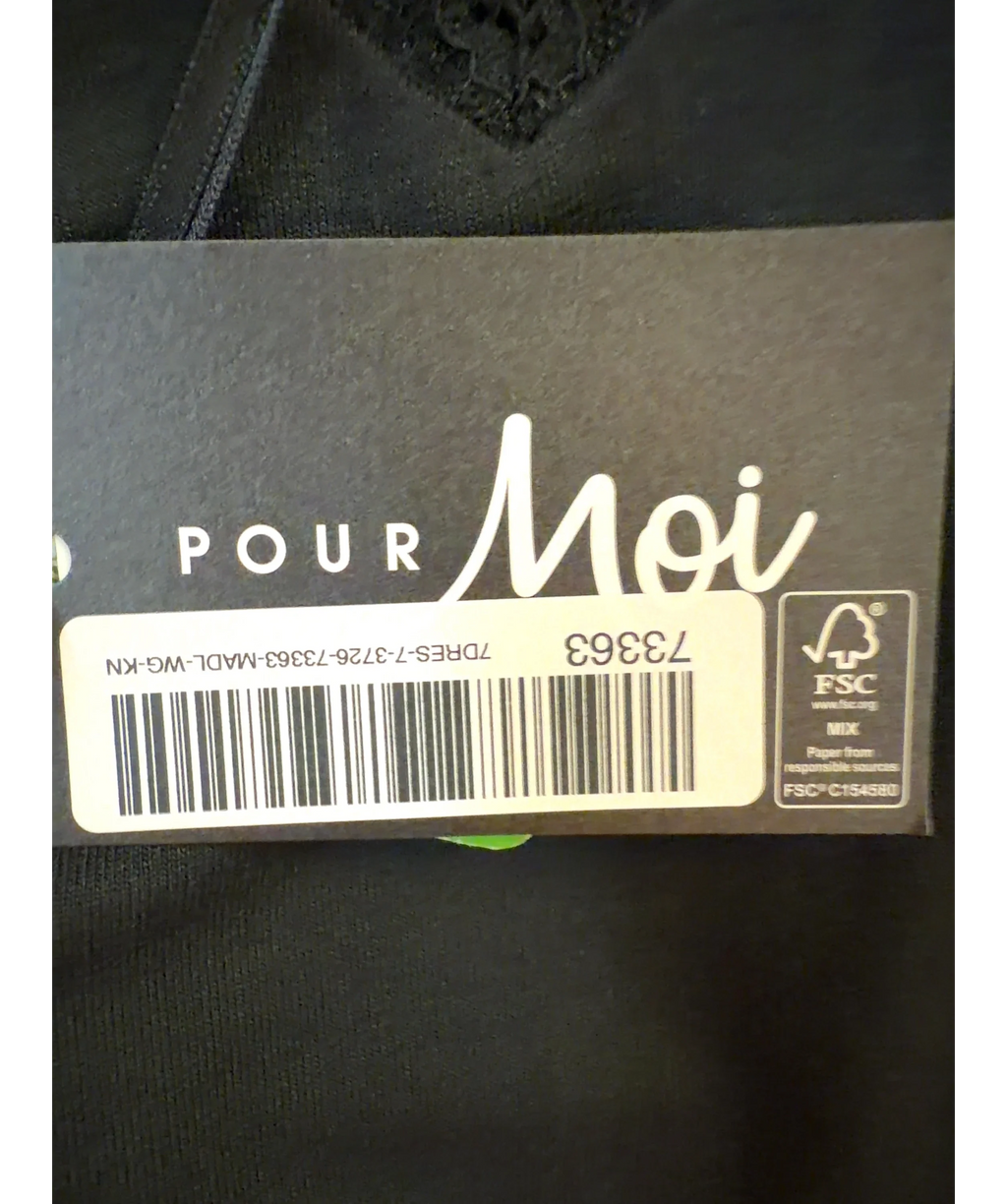 Pour Moi Black Sofa Loves Lace Hidden Support Soft Jersey Split Chemise, size UK 12 — detail