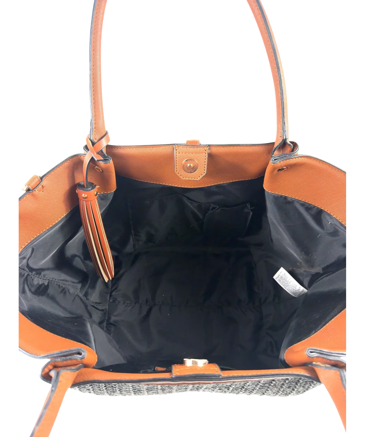 River Island Black Colour — detail