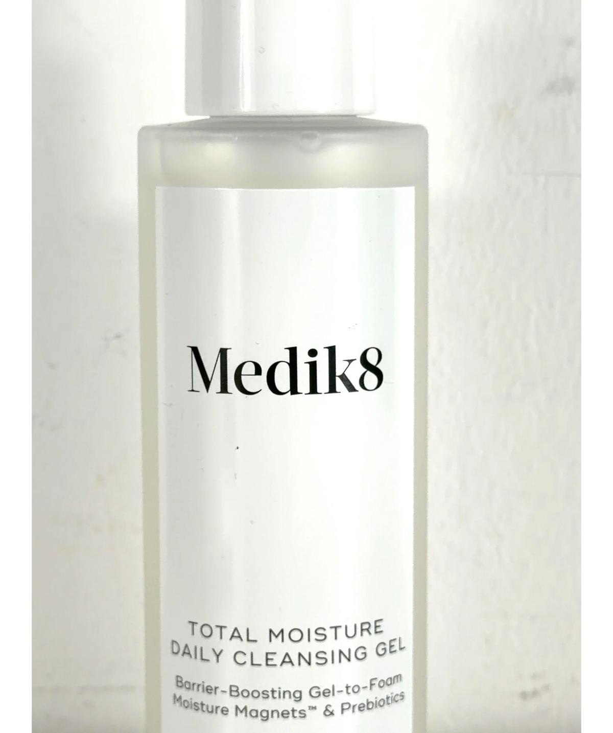medik8 TOTAL MOISTURE DAILY CLEANSING GEL, size 145ml — label