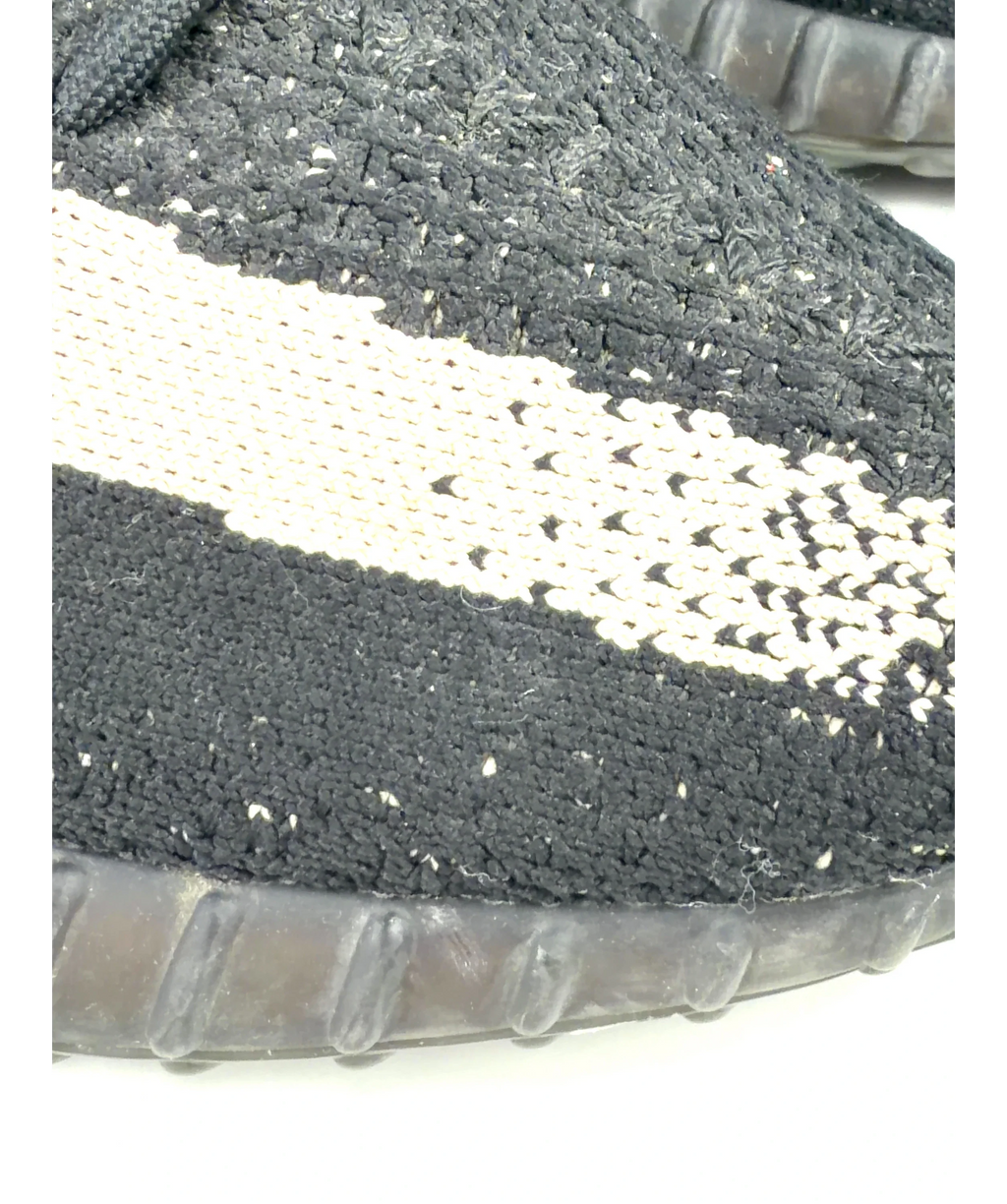 adidas Black Yeezy Boost 350 V2, size UK 9 EU 42 👠 — additional view