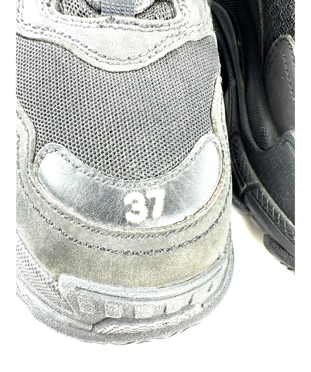 Balenciaga Black Colour, size UK 4 EU 37 👠 — fabric detail