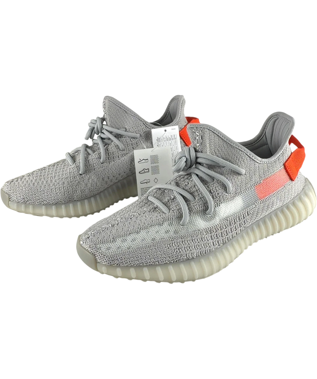 adidas Grey Yeezy Boost 350 V2 Tail Light GREY TRAINERS, size UK 9 EU 42 👠 — label