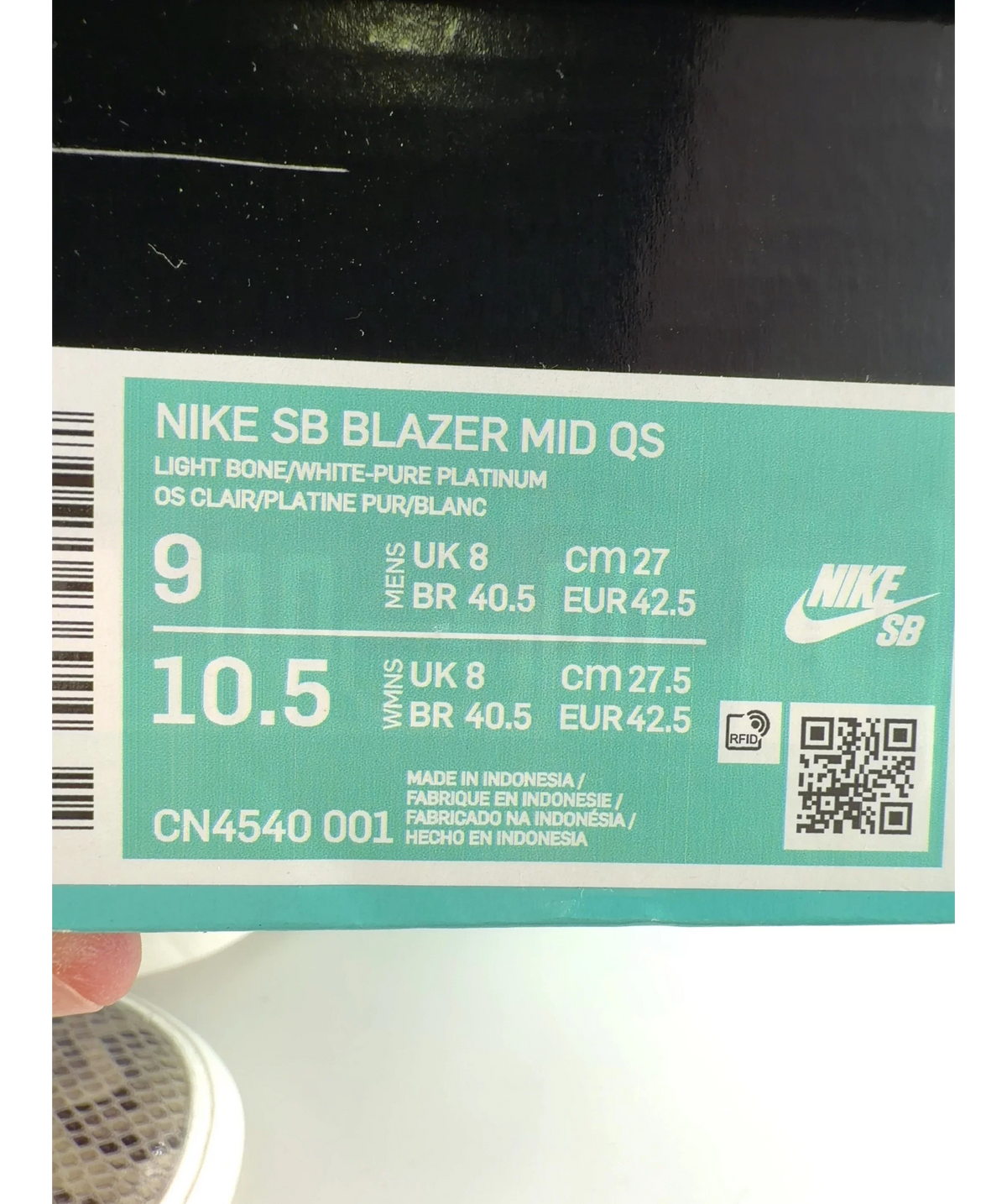 Nike Grey SB x Soulland Blazer Mid QS Fri.day 03 Snakeskin Hi-top trainers, size UK 8 EU 41 👠 — fabric detail