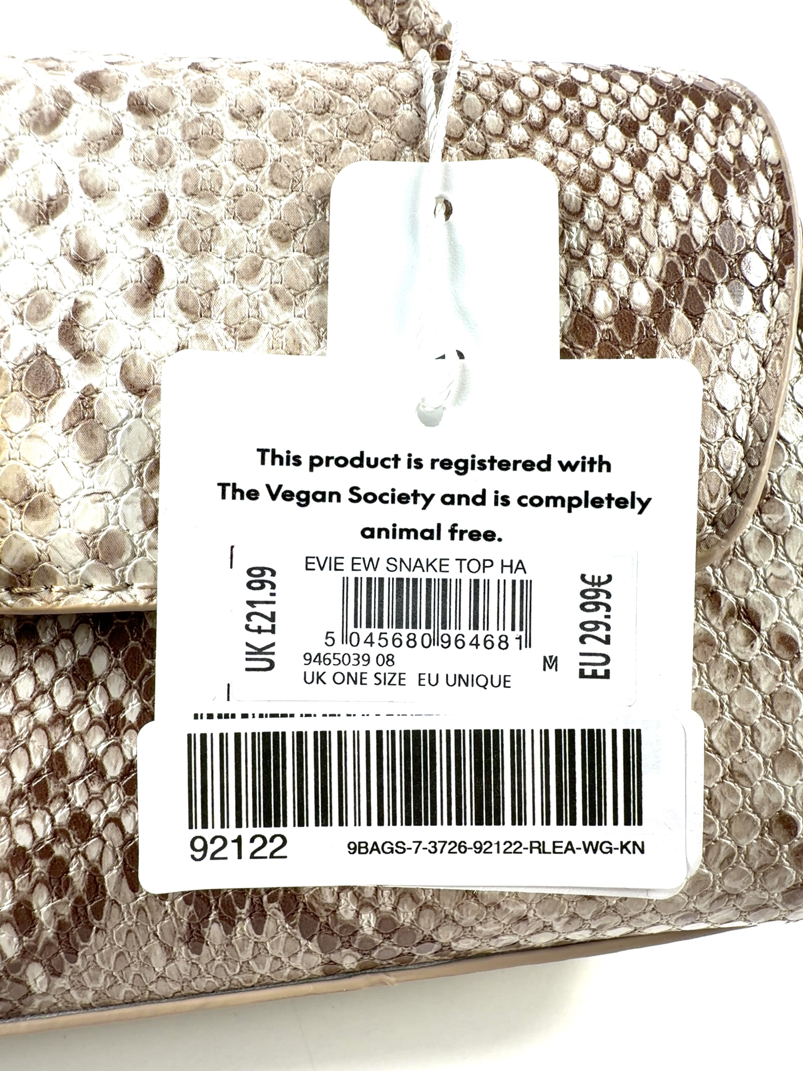 New Look Beige Colour — fabric detail