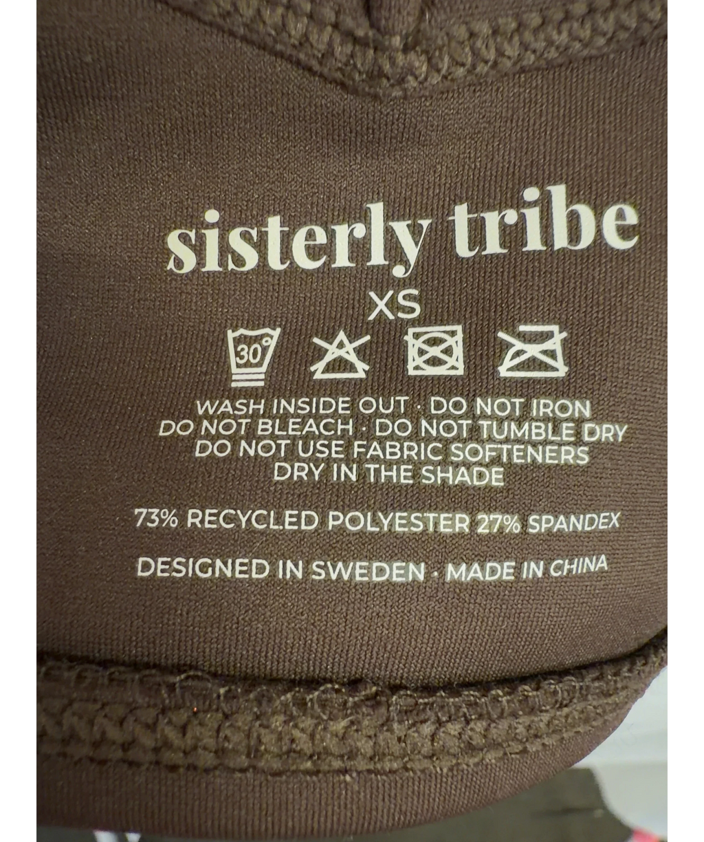 SISTERLY TRIBE Brown activewear crop top, size UK XS — care label