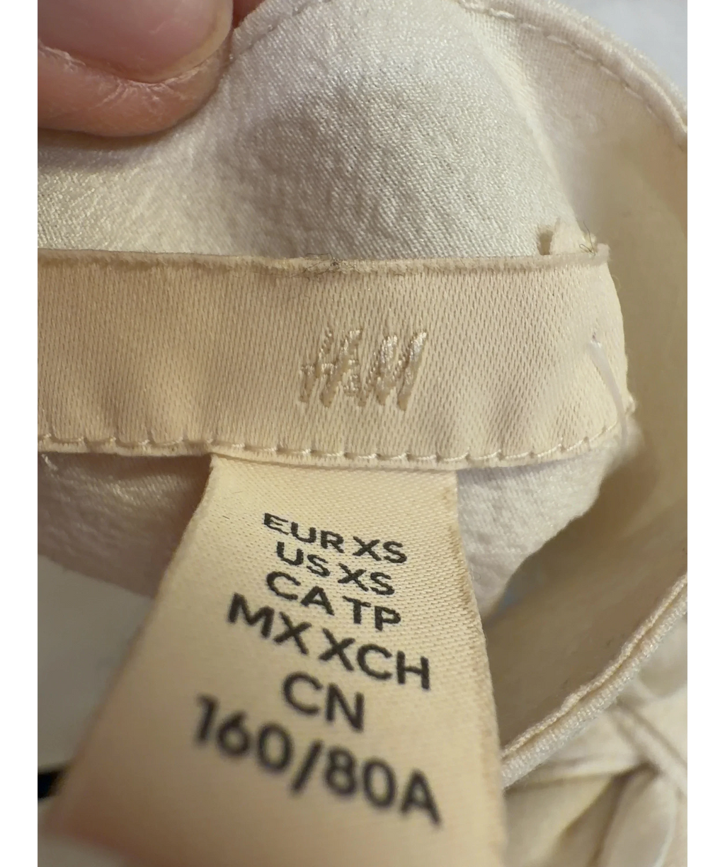 H&M cream Colour, size UK XS — detail