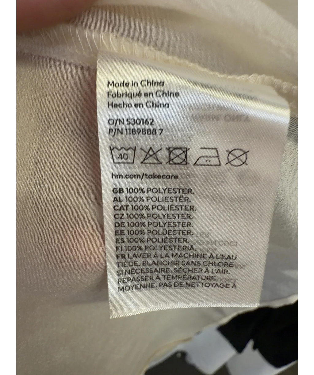 H&M cream Colour, size UK XS — label