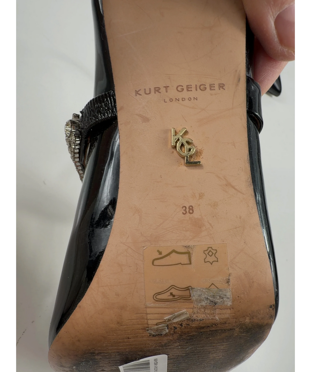 Kurt Geiger Black Strass Point / Duke style patent mule, size UK 5 EU 38 👠 — fabric detail