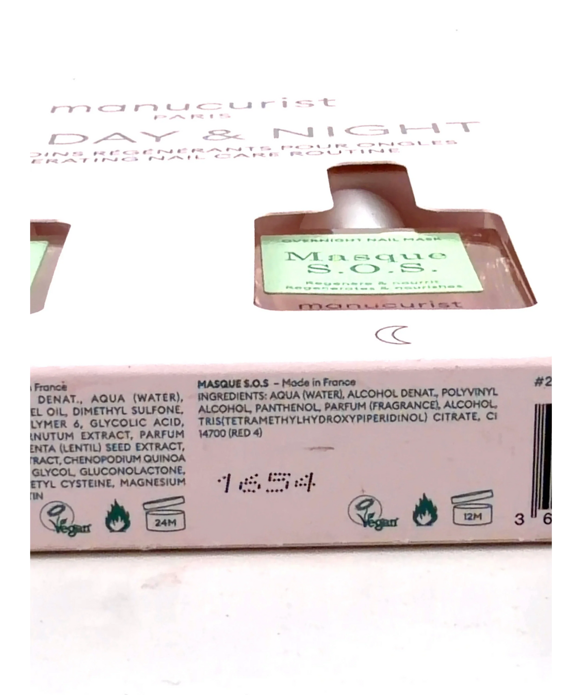 Manucurist Duo Day & Night Regenerating Nail Care Routine, size 15ml — detail