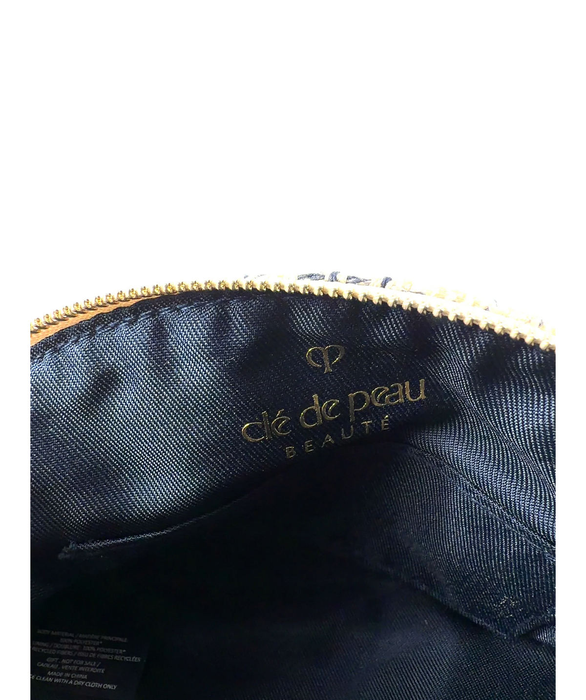 Clé de Peau Beauté cream Shade — label