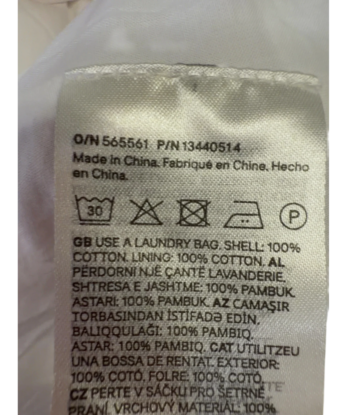 H&M White Colour, size UK S — fabric detail