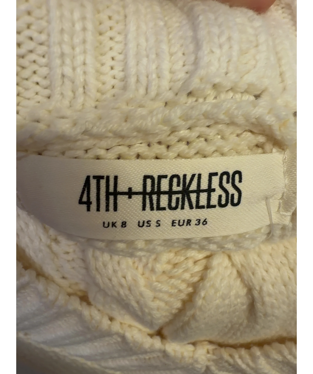 4th & Reckless Cream cable knit v-neck jumper and wide-leg trousers co-ord, size UK 8 — detail