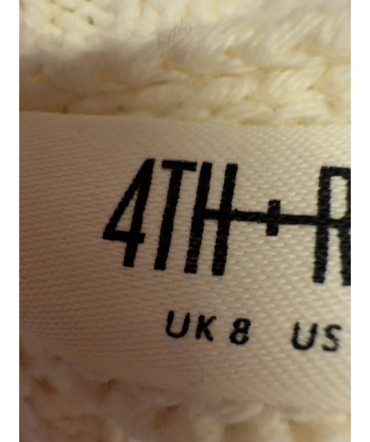 4th & Reckless Cream cable knit v-neck jumper and wide-leg trousers co-ord, size UK 8 — care label