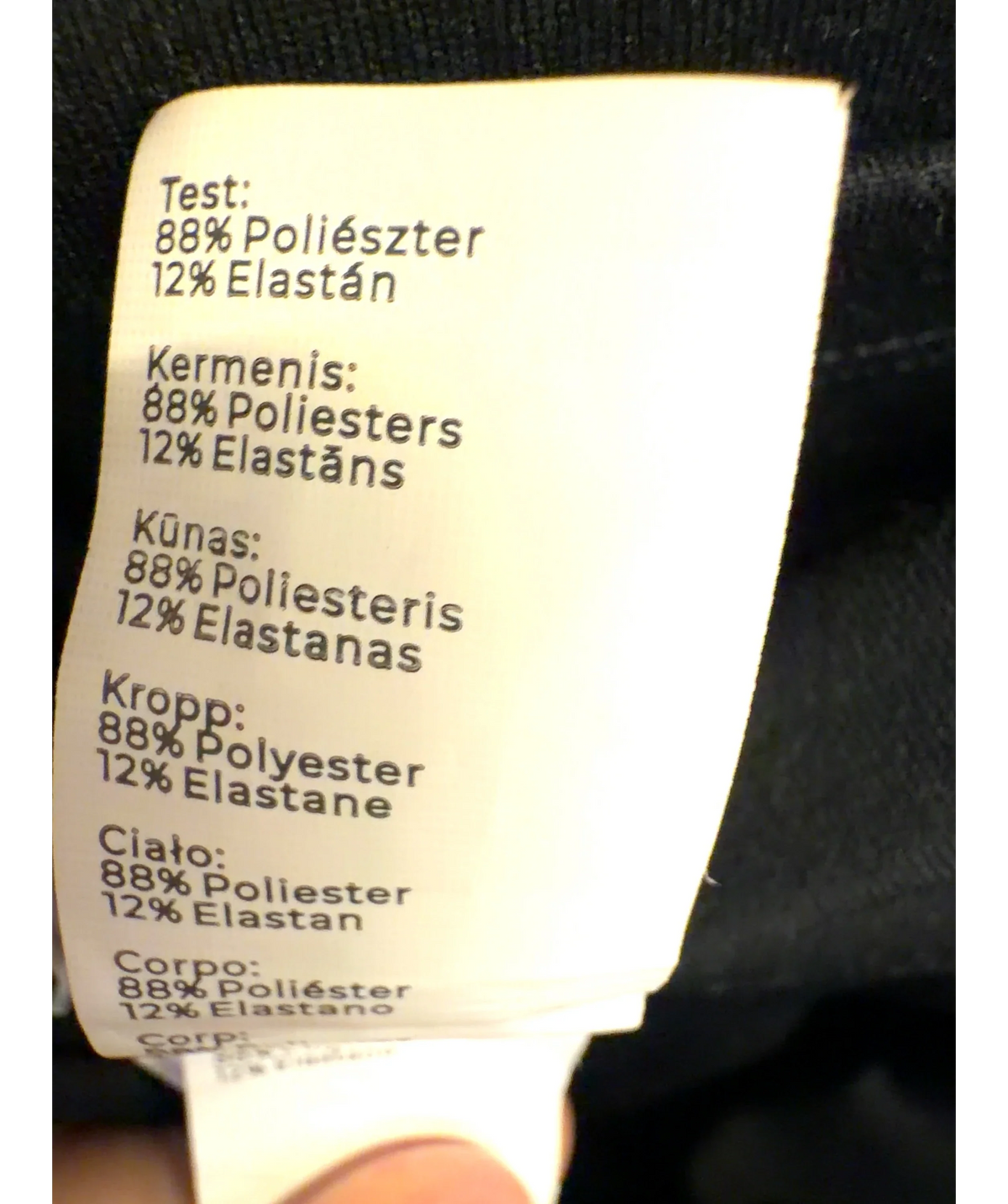Fabletics Black Colour, size UK S — label