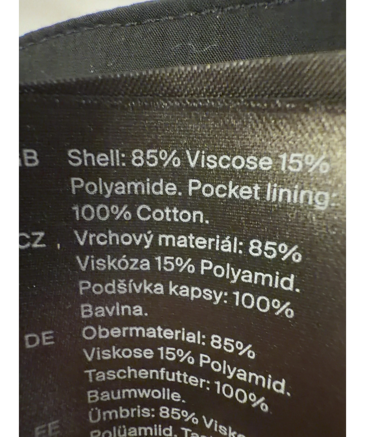cos Black Colour, size UK 8 — label