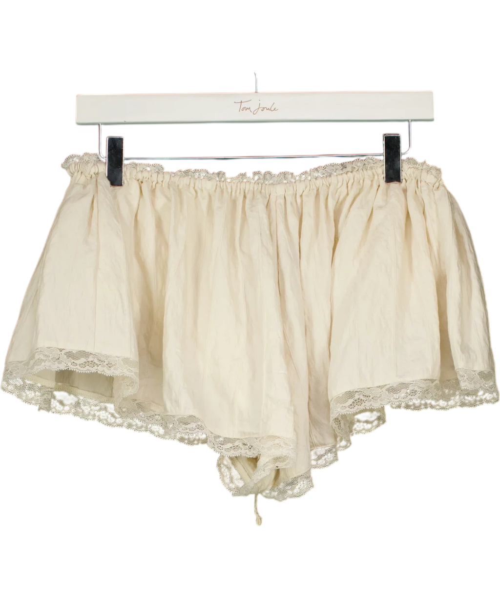 Leny Cream Nunu Shorts, size UK XS — back