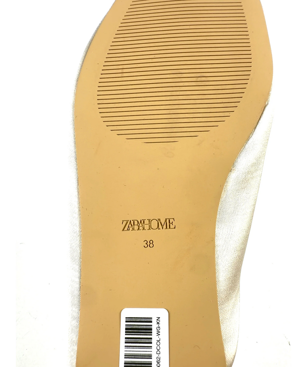 ZARA Metallic Colour, size UK 5 EU 38 👠 — fabric detail