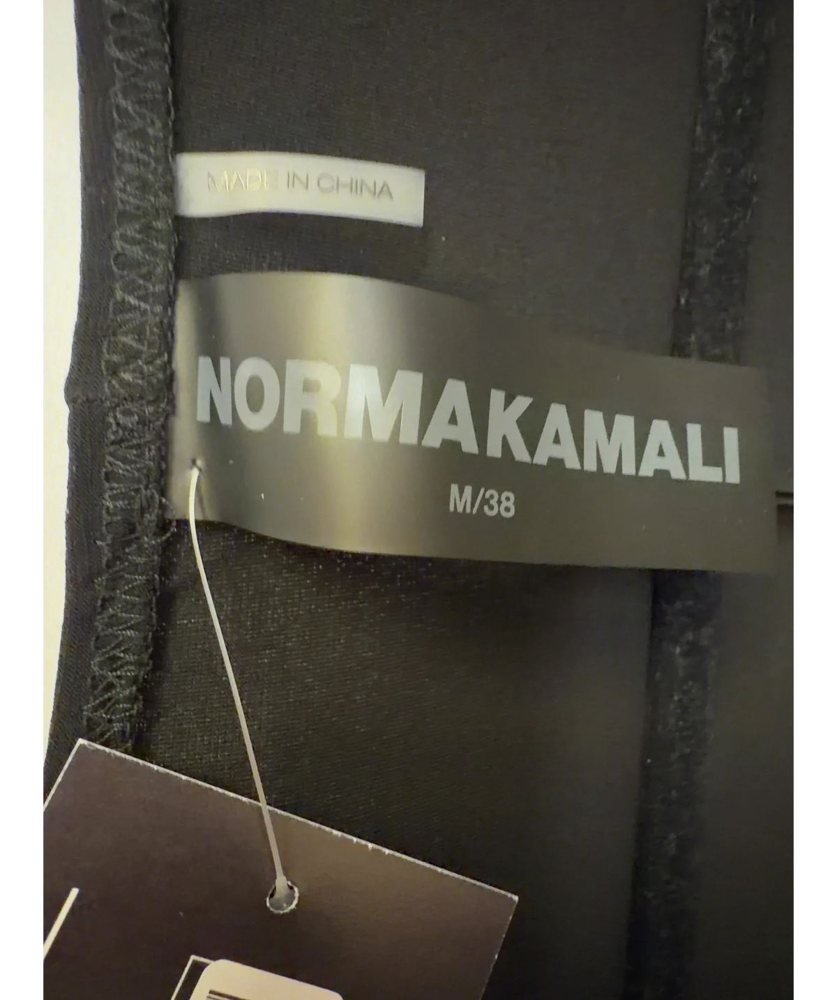 Norma Kamali Black Colour, size UK M — detail