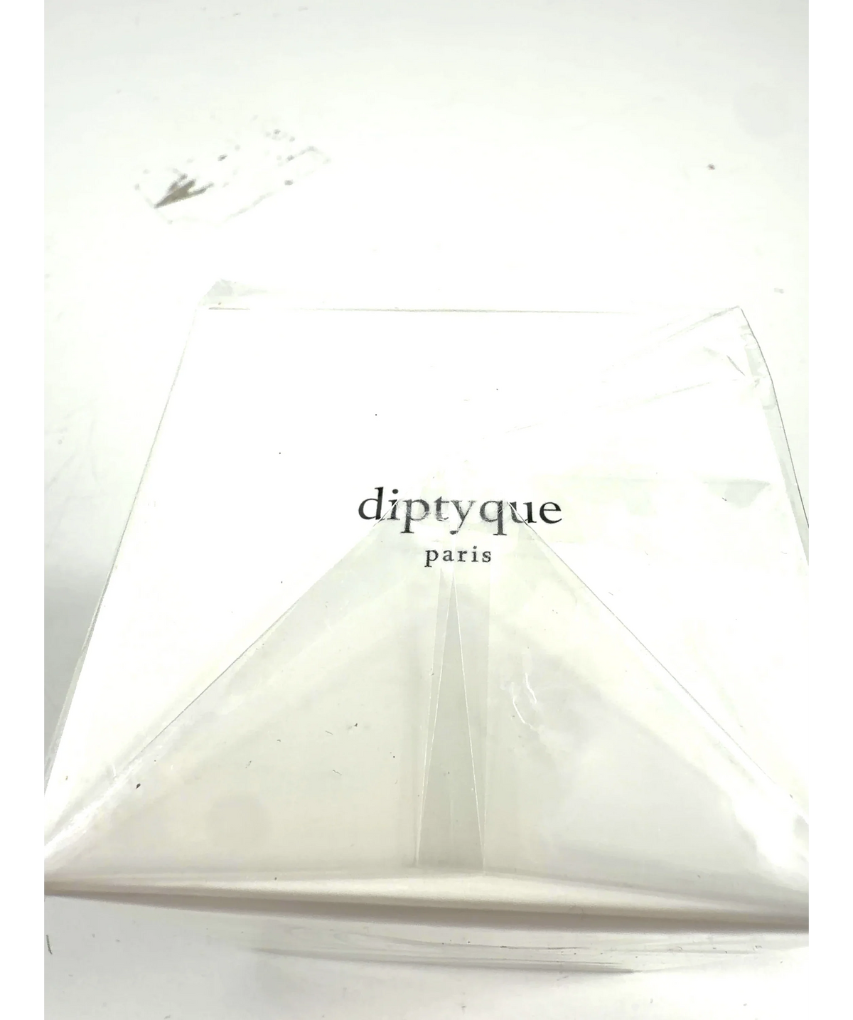 Diptyque Gardenia Classic Scented Candle, size 190g — label