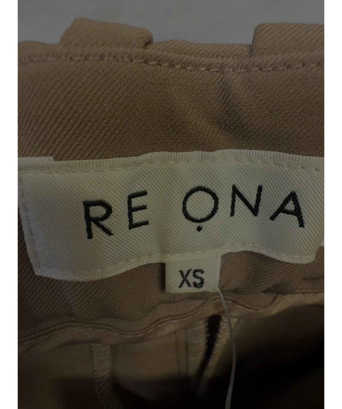 Re Ona camel Beige Pleated Wide Leg Tailored Trousers, size UK XS — care label