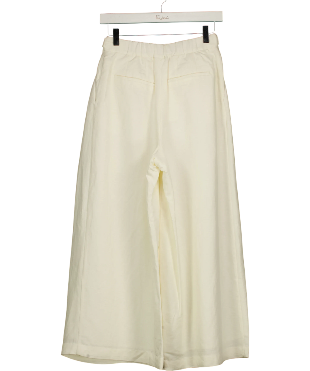 Mint Velvet ivory Cream Linen Blend Cropped Trousers, size UK XS — back